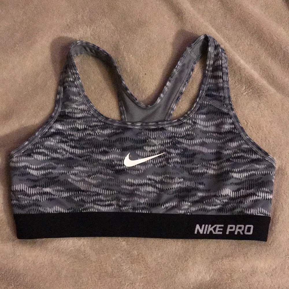 Nike Pro sports bra